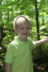 Hiking in Echo Lake State Park