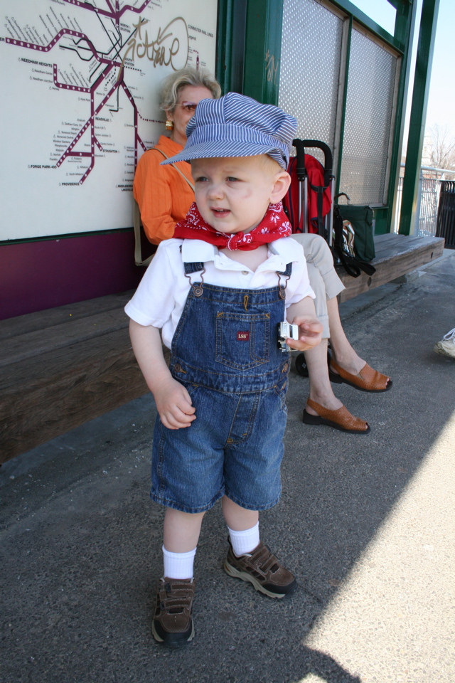 Waiting for the train at North Leominster.